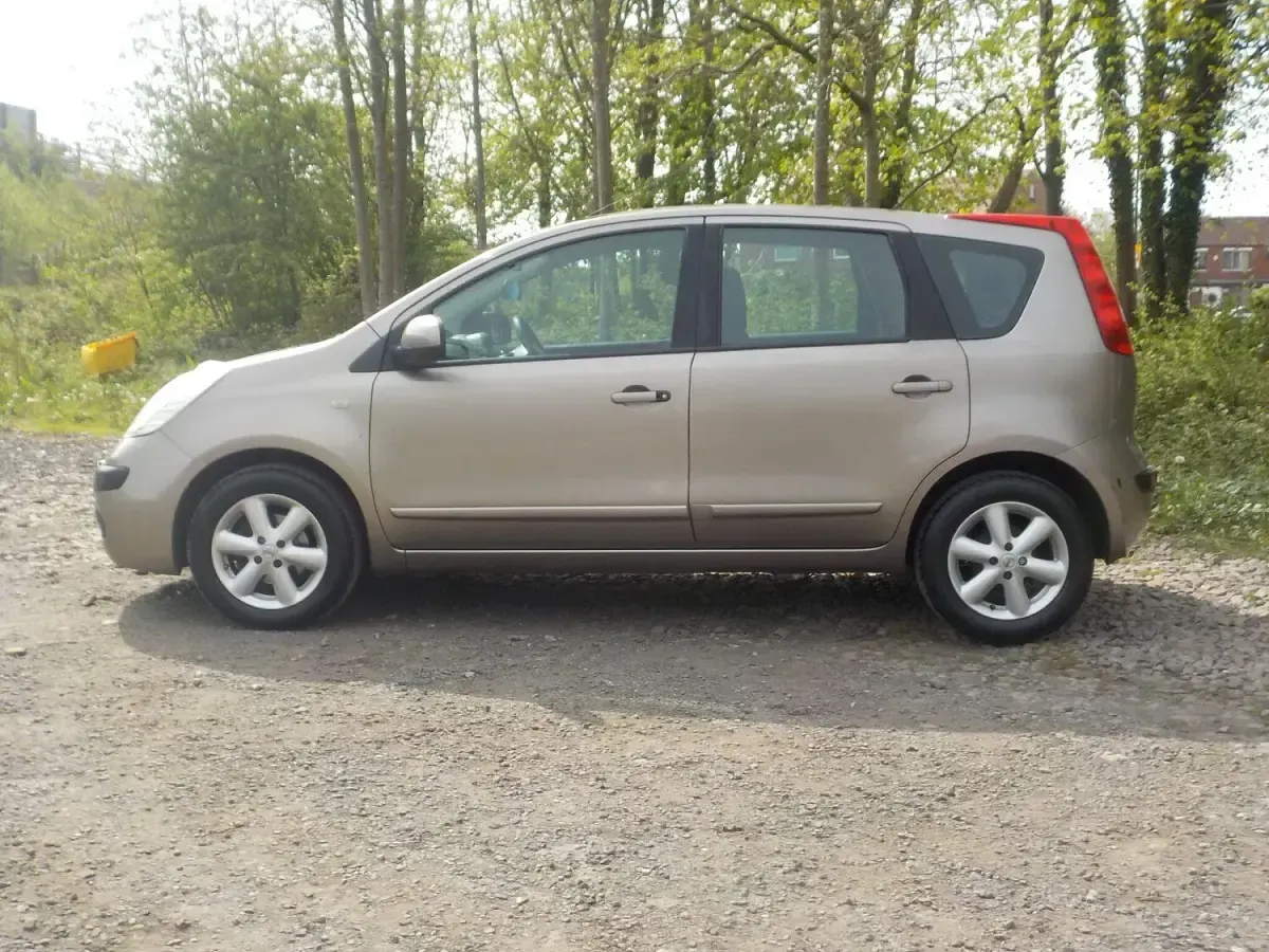Used Nissan Note SE 88 HP (64 kW) 2006 Beige Hatchback