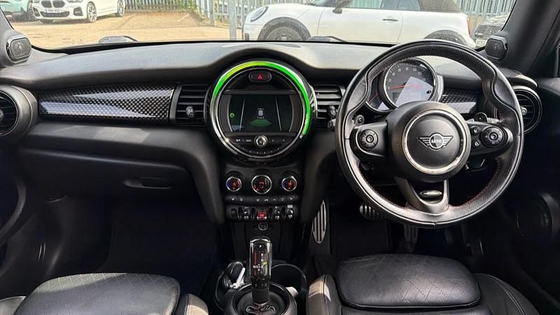 Used Mini Cooper S Hatch 192 HP (141 kW) 2019 Grey Hatchback