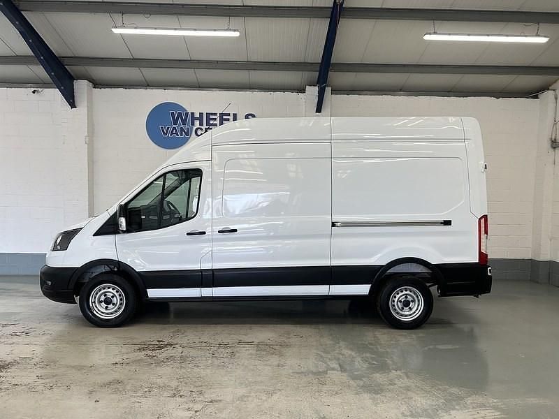 Used Ford Transit 130 HP (95 kW) 2022 White Van