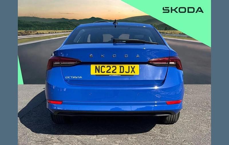 Used Skoda Octavia SE 110 HP (80 kW) 2022 Blue Hatchback