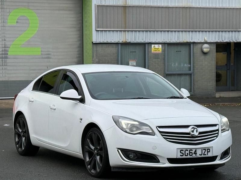 White Used 2014 Vauxhall Insignia SRi Hatchback | £2,989 (Fair price) - Image 1/4