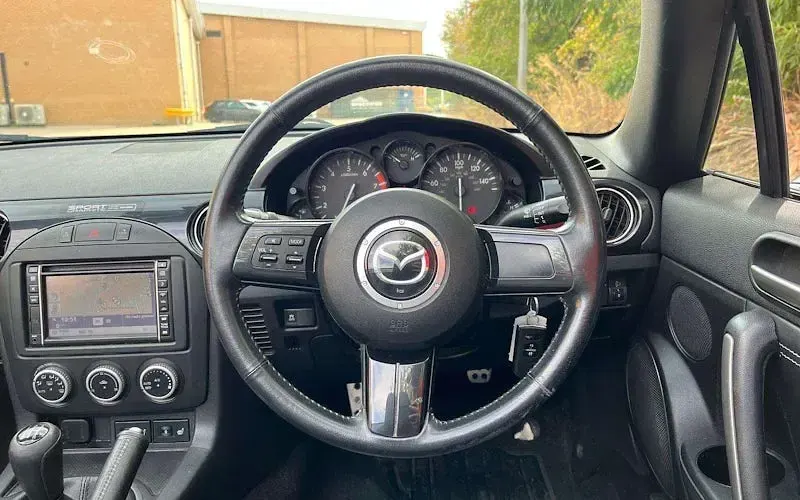 Used Mazda MX5 Inclusive 126 HP (92 kW) 2013 Blue Cabriolet