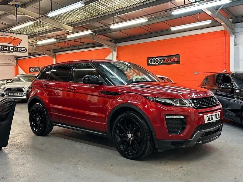 Used Land Rover Range Rover evoque HSE Dynamic 2018 Red Estate