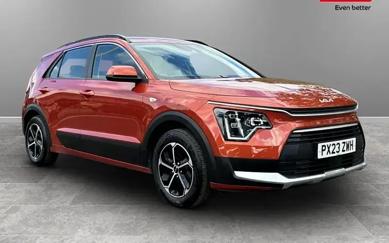 Usado Kia Niro 141 HP (103 kW) 2023 SUV