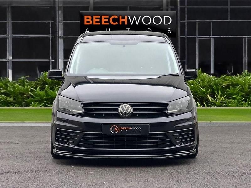 Used VW Caddy Maxi Startline 102 HP (75 kW) 2019 Black MPV