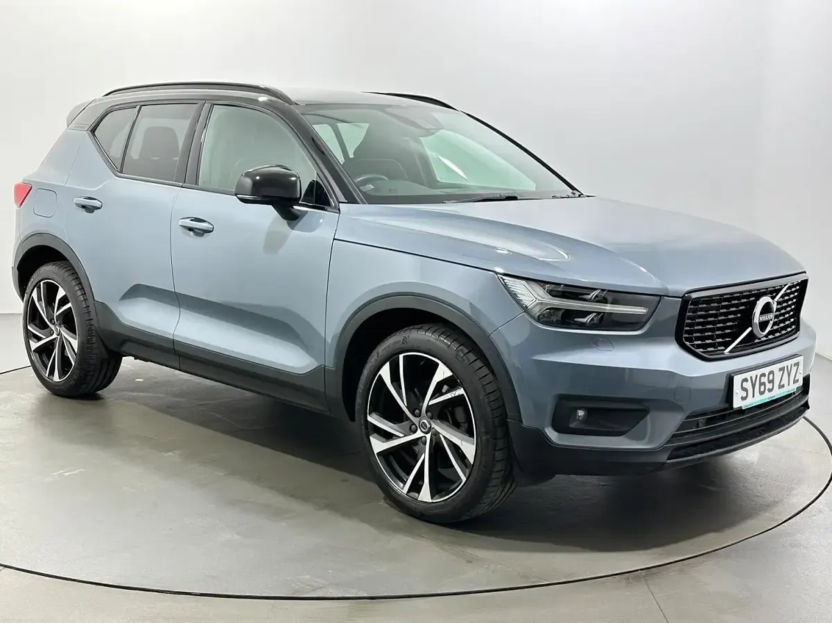 Used Volvo XC40 R-Design Pro 190 HP (139 kW) 2020 SUV