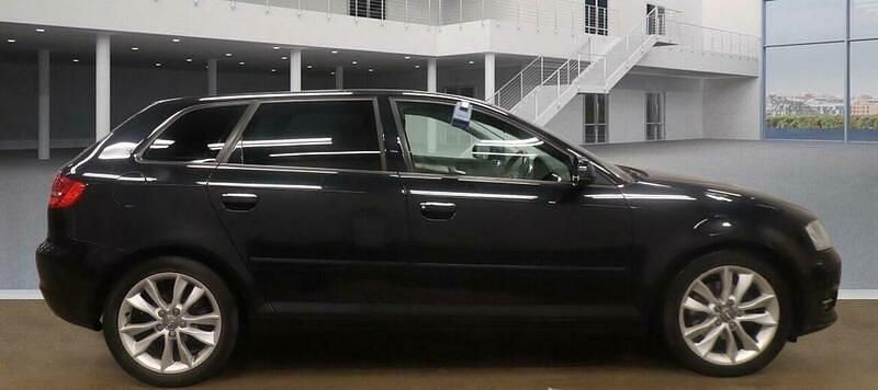 Used Audi A3 Sportback Sport 125 HP (91 kW) 2010 Black Hatchback