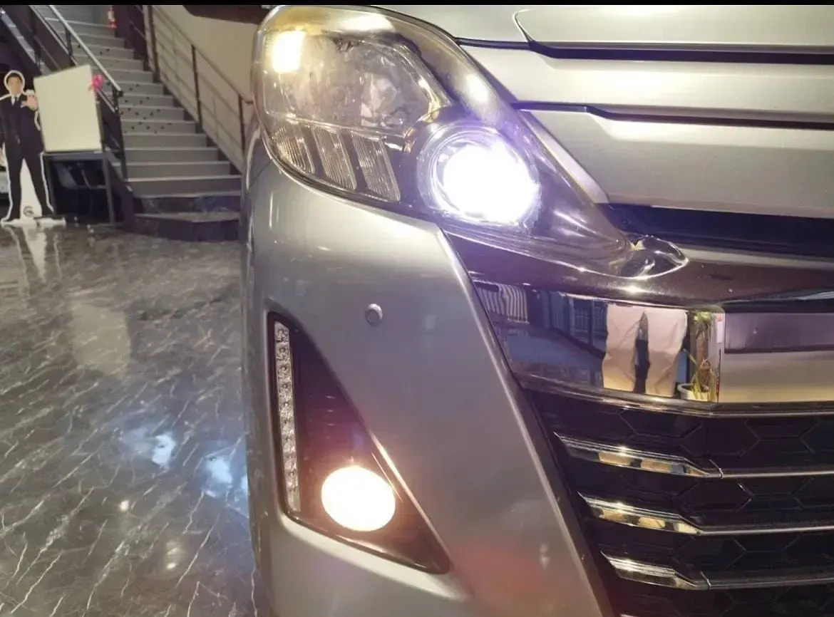 Used Toyota Alphard Sport 2013 Silver MPV