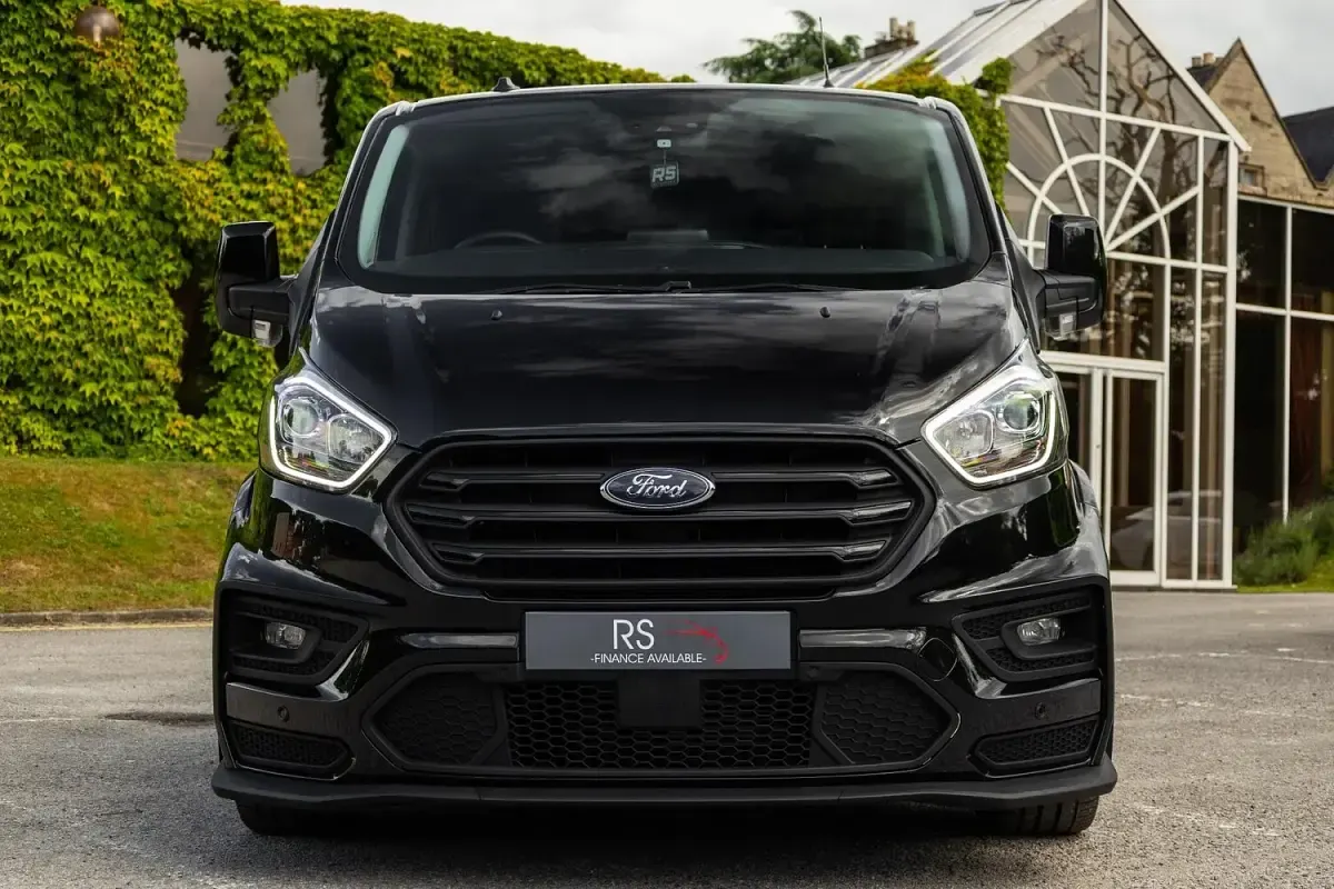 Used Ford Transit Custom Limited 170 HP (125 kW) 2023 Black Van