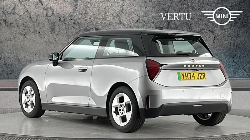 Used Mini Cooper Hatch 135 kW (184 HP) 2024 Silver Hatchback