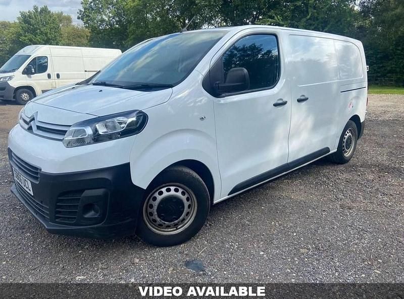White Used 2016 Citroën Dispatch MPV | £6,995 (Fair price) - Image 1/4