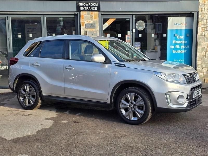 Second-hand Suzuki Vitara SZ-T 140 CP (102 kW) 2019 Argintiu Hatchback