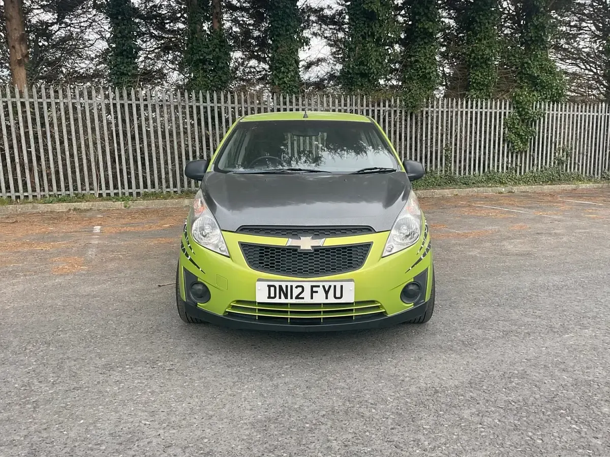 Used Chevrolet Spark 68 HP (50 kW) 2012 Green Hatchback