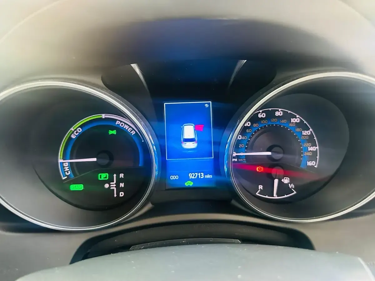 Used Toyota Auris Hybrid 2015 Blue Estate