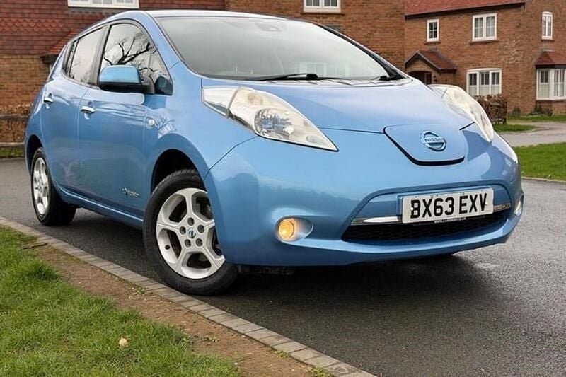 Used Nissan Leaf Acenta 80 kW (109 HP) 2013 Blue Hatchback