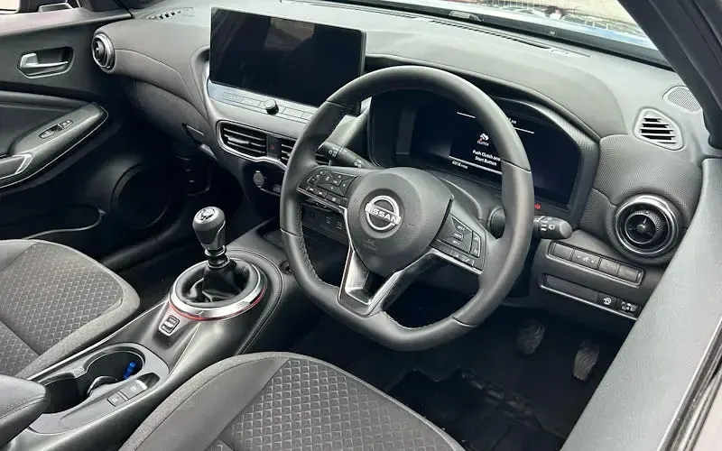 Used Nissan Juke N-Connecta 114 HP (83 kW) 2025 Black SUV