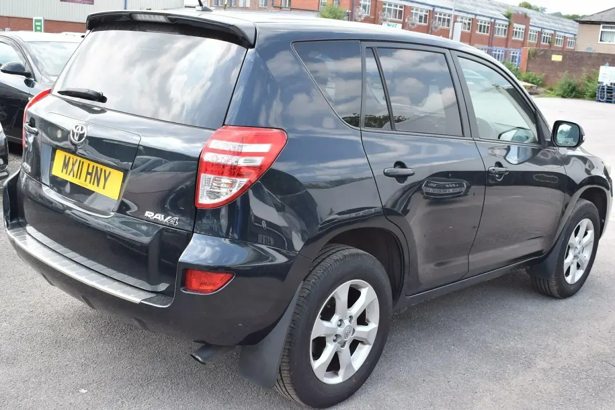 Used Toyota RAV4 150 HP (110 kW) 2011 Grey SUV