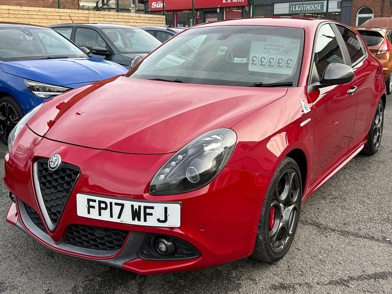 Used Alfa Romeo Giulietta Veloce 240 HP (176 kW) 2017 Red Hatchback