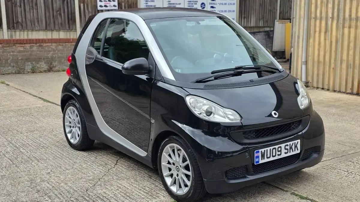 Used Smart ForTwo Coupé Passion 71 HP (52 kW) 2009 Silver Coupe