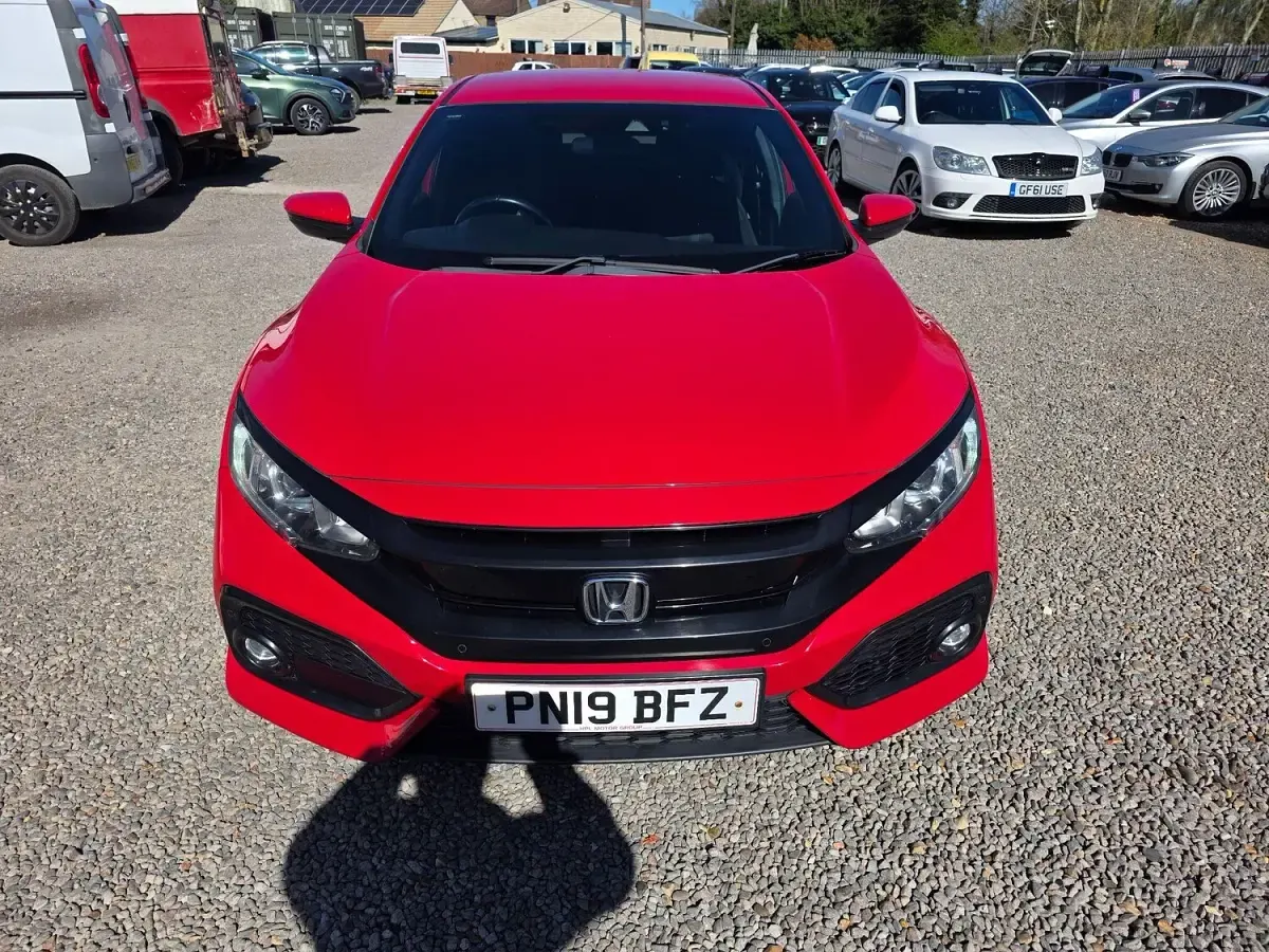 Used Honda Civic SR 120 HP (88 kW) 2019 Red Hatchback