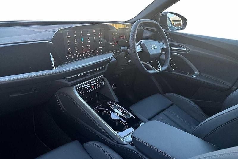 New Audi Q5 S-Line 2025 Mythos black, metallic SUV