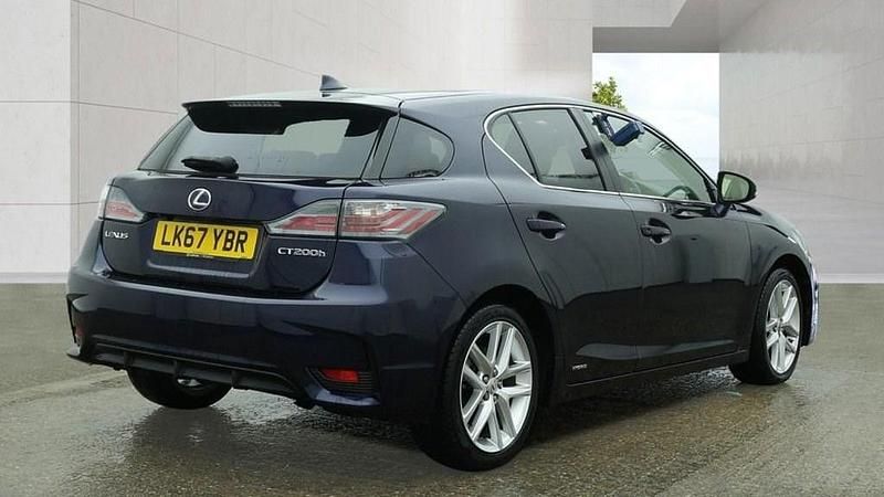 Used Lexus CT200h 2017 Blue Hatchback