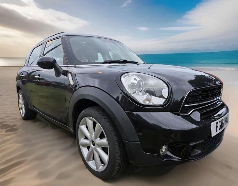 Black Used 2016 Mini Cooper S Countryman SUV | £5,290 (Fair price) - Image 1/4