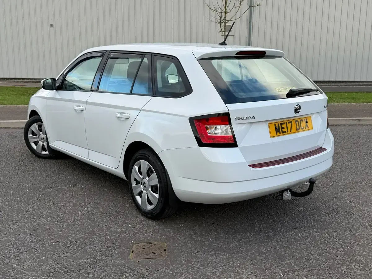 Used Skoda Fabia 2023 White Hatchback