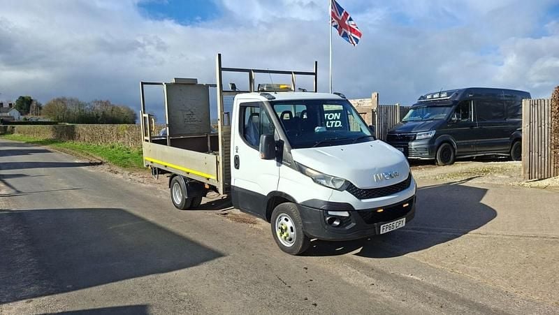 Used Iveco Daily 2015 White Pickup