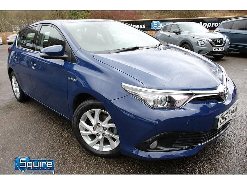 Blue Used 2018 Toyota Auris Hybrid Hatchback | £9,391 (Fair price) - Image 1/3
