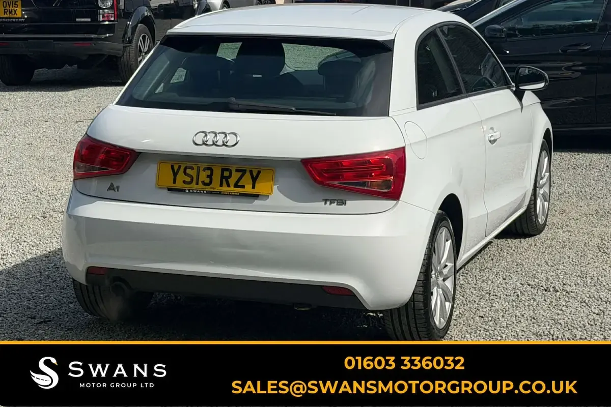 Used Audi A1 Sport 86 HP (63 kW) 2013 White Hatchback