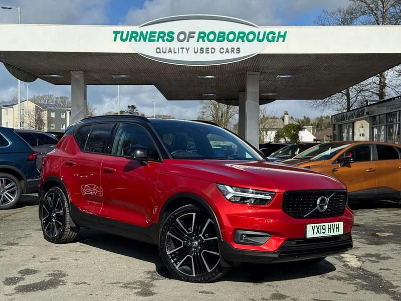 Used Volvo XC40 R-Design Pro 247 HP (181 kW) 2019 Red SUV