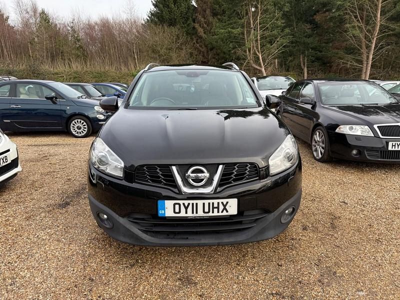 Used Nissan Qashqai +2 Tekna 110 HP (80 kW) 2011 Black SUV