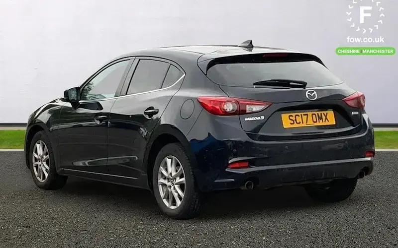 Used Mazda 3 120 HP (88 kW) 2017 Black Hatchback