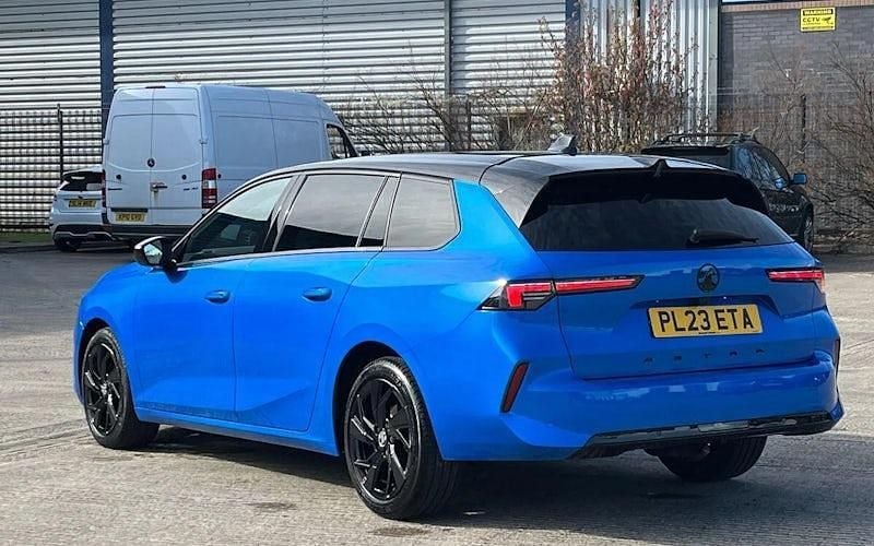 Used Vauxhall Astra 131 HP (96 kW) 2026 Estate