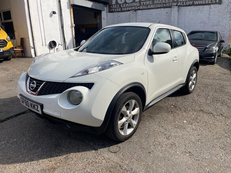 White Used 2010 Nissan Juke Acenta SUV | £1,795 (A bit pricey) - Image 1/4
