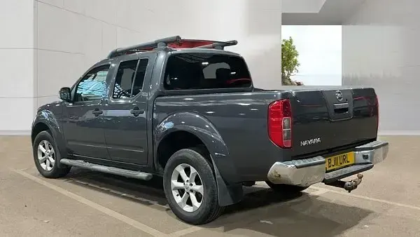 Usado Nissan Navara Tekna 2011 Cinzento Pickup