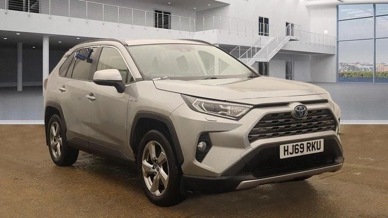 Silver Used 2020 Toyota RAV4 Hybrid SUV | £19,990 (Fair price) - Image 1/4