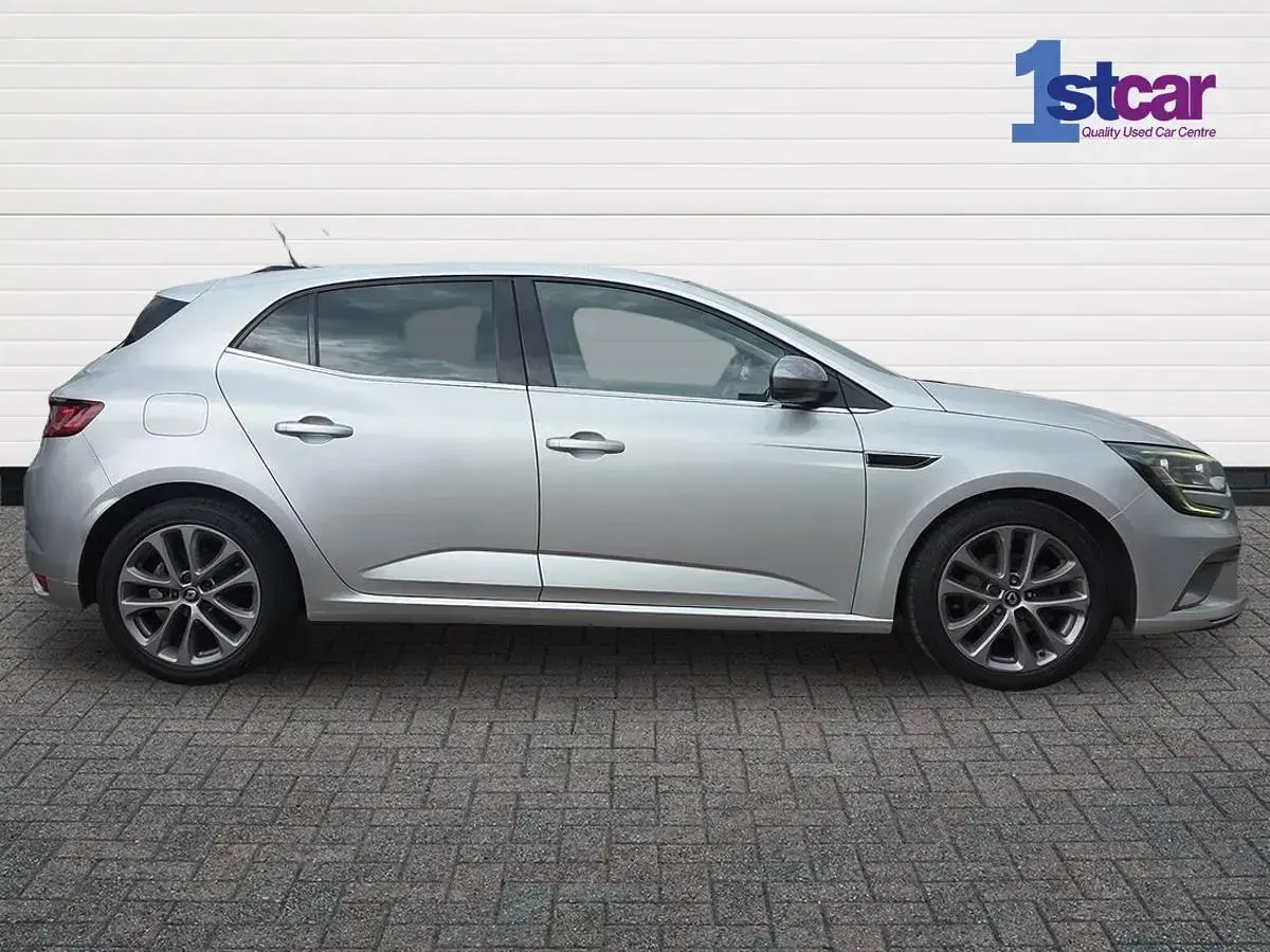 Used Renault Mégane GT Line GT-Line 2017 Silver Hatchback