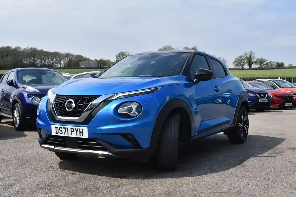 Used Nissan Juke Tekna+ 2022 Blue SUV