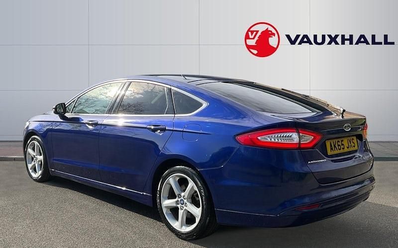 Used Ford Mondeo Titanium 160 HP (117 kW) 2016 Blue Hatchback