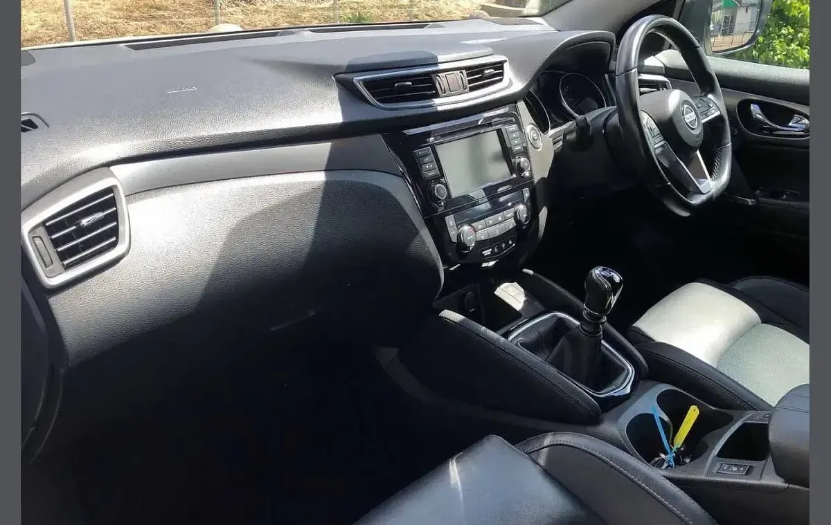 Used Nissan Qashqai Tekna 158 HP (116 kW) 2020 White SUV