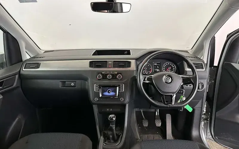 Used VW Caddy 102 HP (75 kW) 2017 Silver MPV