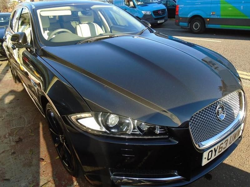 Second-hand Jaguar XF Portfolio 2013 Gri Break