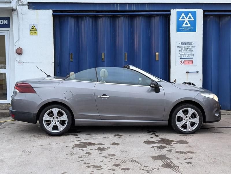 Used Renault Mégane Cabriolet Dynamique 2019 Grey Cabriolet