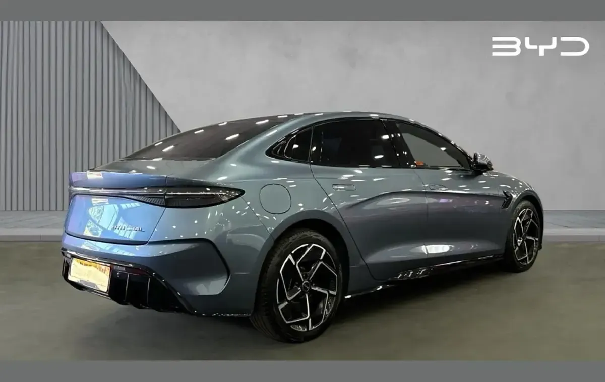 Used BYD Seal Design 230 kW (313 HP) 2025 Grey Sedan
