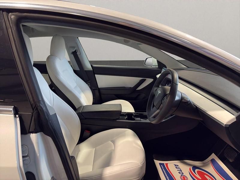 Used Tesla Model 3 Long Range AWD 77 kW (106 HP) 2020 White Sedan