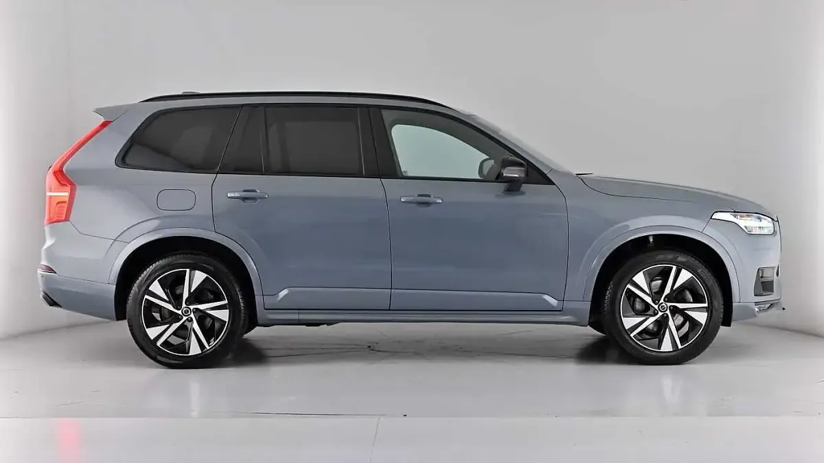 Used Volvo XC90 R-Design 235 HP (172 kW) 2022 Thunder grey SUV