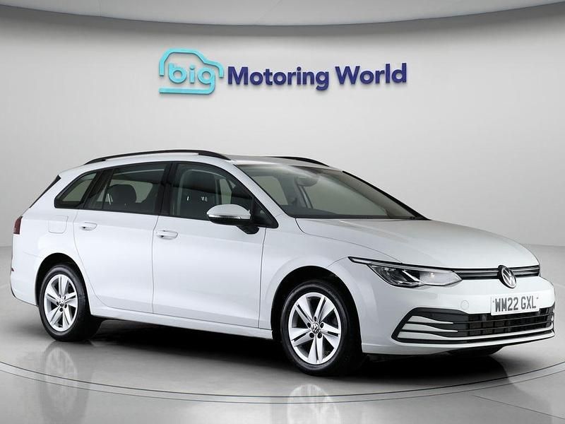 White Used 2022 VW Golf VIII Life Estate | £11,200 (Fair price) - Image 1/4