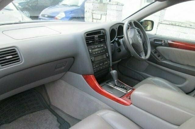Used Lexus GS300 218 HP (160 kW) 2002 Sedan